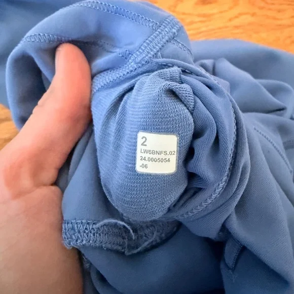 Lululemon Wunder Train High-Rise Crop 23" in Oasis Blue (Size 2) - Picture 7 of 9